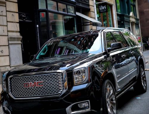 Luxury Chauffeur vs Rideshare Service – What’s the Difference?