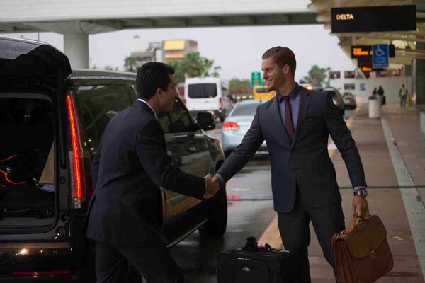 Boston-Corporate-Coach-meeting-airport